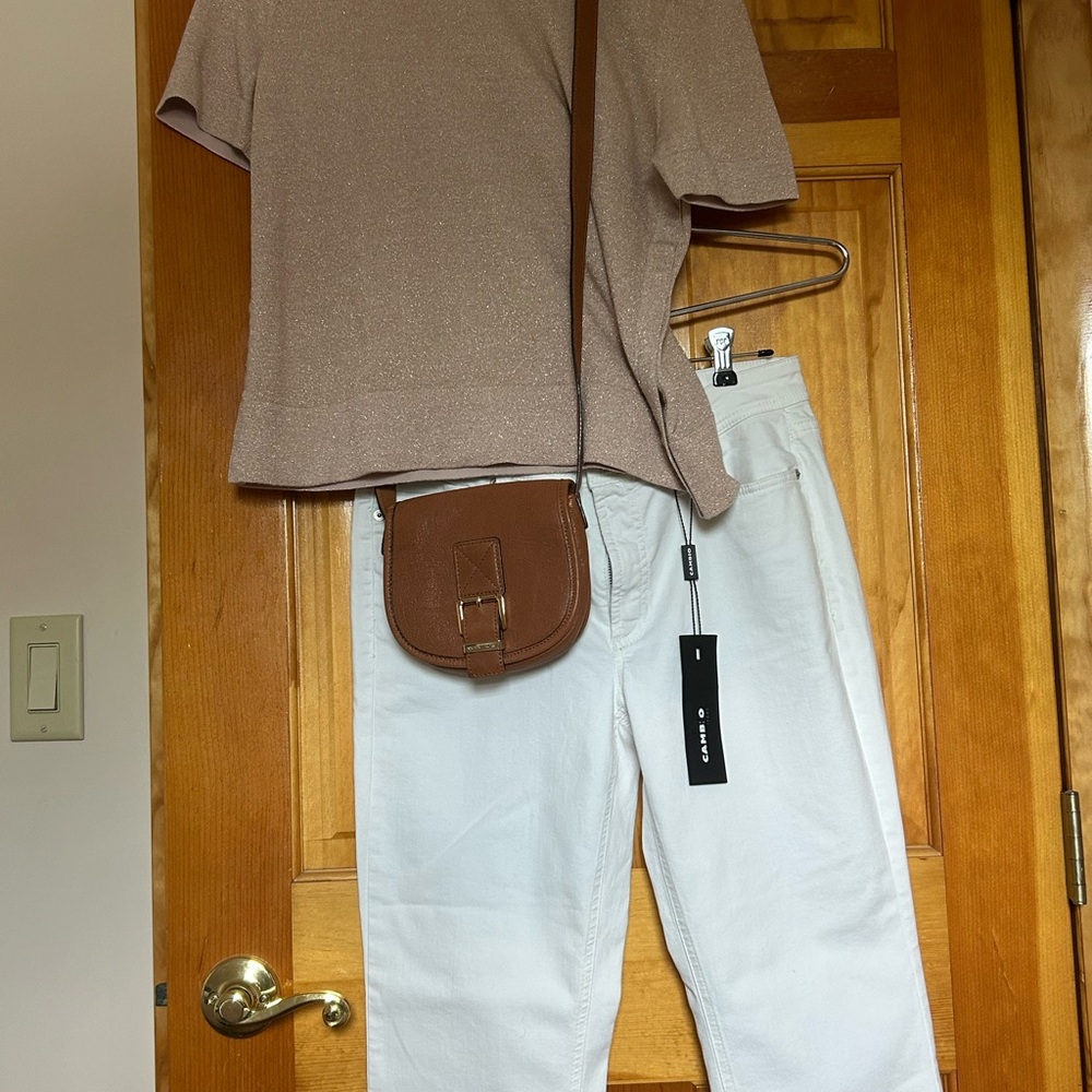 Perfect outfit for summer 2025 Brown Crossbody Bag with White Jeans and Tan Top